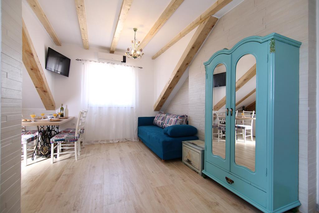 Apartment Barbara'S Inheritance สปลิท ภายนอก รูปภาพ